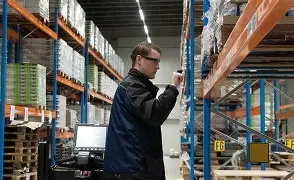 眼镜采购的仓储清关与入库流程